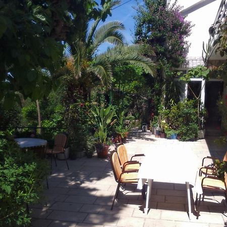 Paradise House At Sea Rab Town Extérieur photo