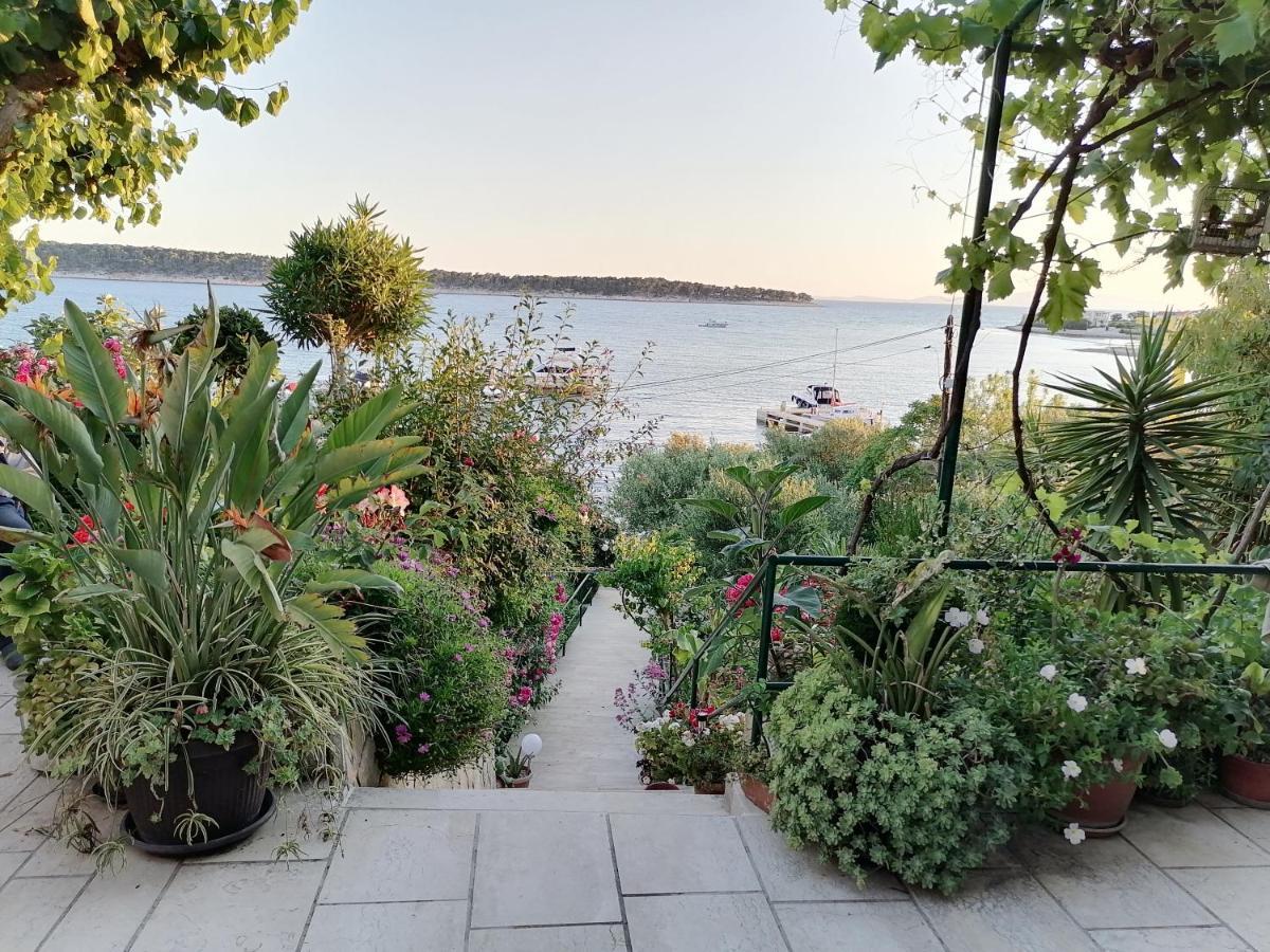 Paradise House At Sea Rab Town Extérieur photo