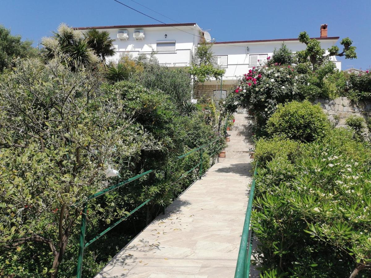 Paradise House At Sea Rab Town Extérieur photo