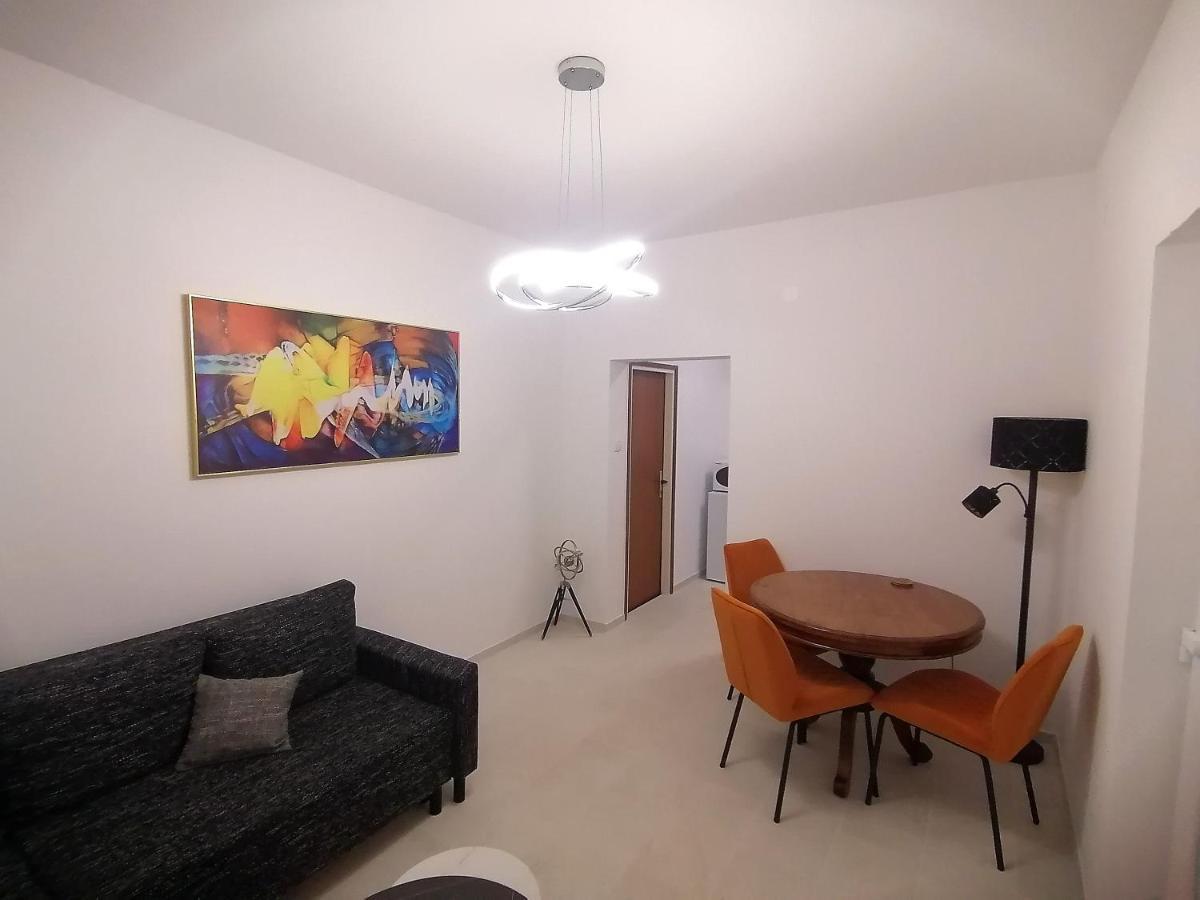 Paradise House At Sea Rab Town Extérieur photo