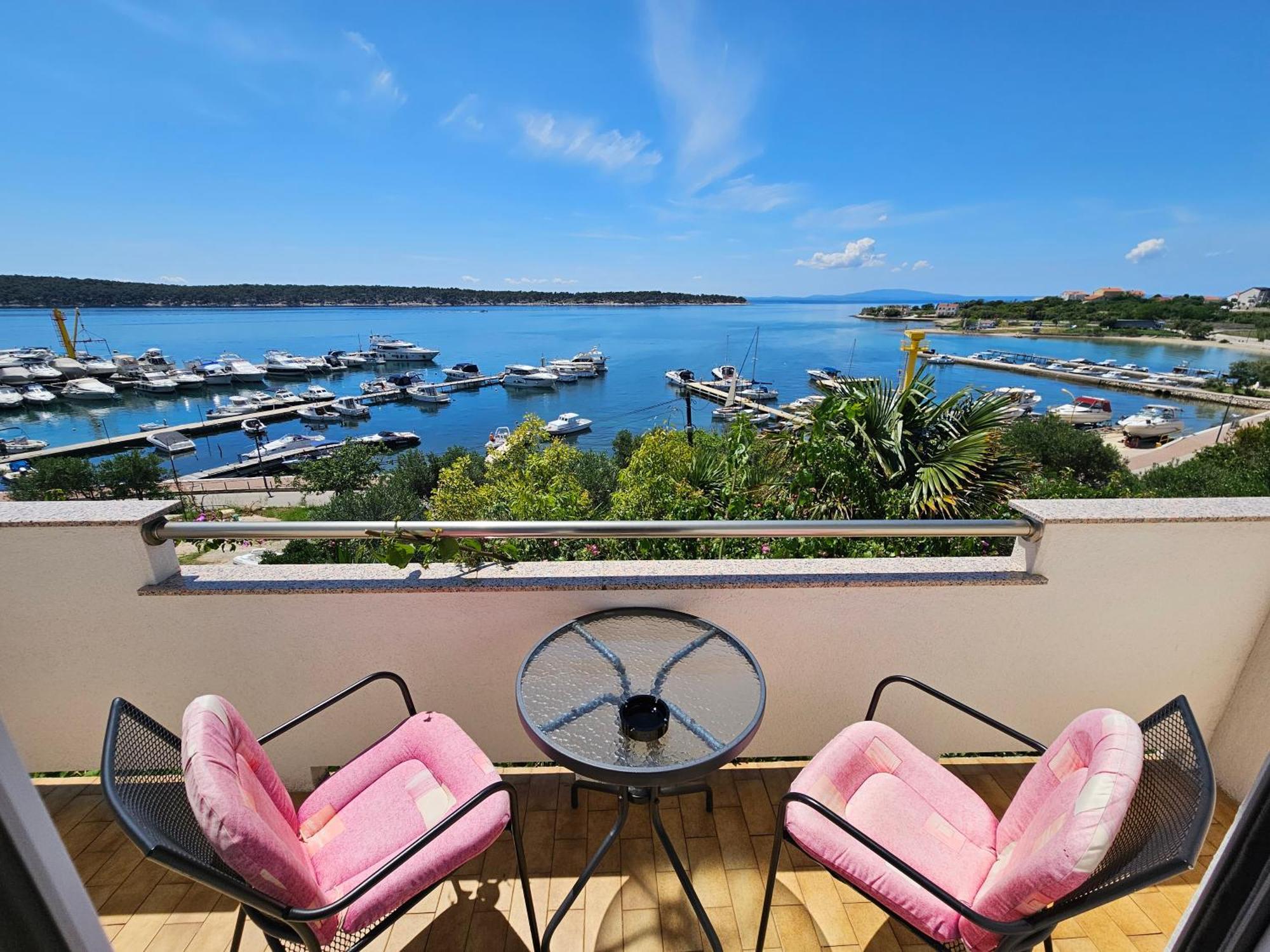 Paradise House At Sea Rab Town Extérieur photo